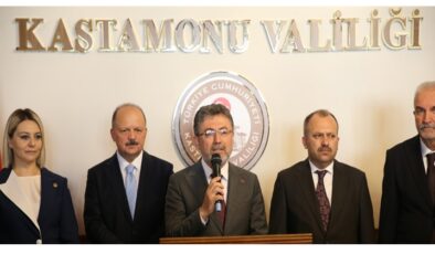 Tarım Orman Bakanı İbrahim Yumaklı Kastamonu’da Hemşerileriyle Bayramlaştı