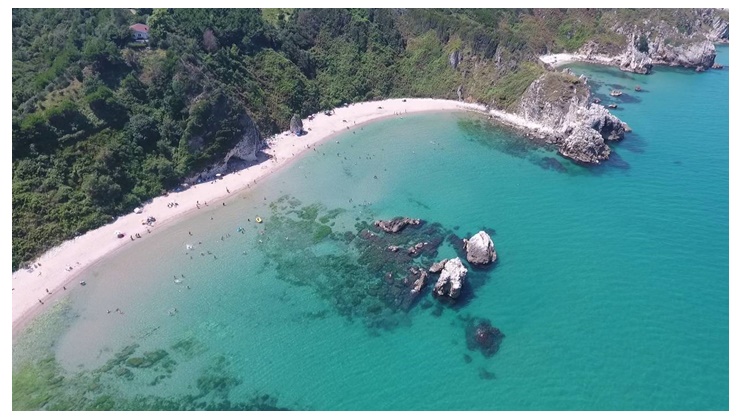 İstanbul’un Saklı Cenneti Akçakese Plajı