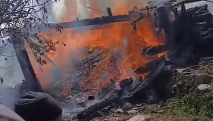 Tosya Çukur Köyünde Korkutan Samanlık Yangını
