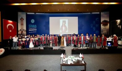 Türk Müziği Devlet Konservatuvarı İlk Mezunlarını Verdi