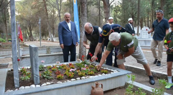 Gelibolu Yangınının Simgesi Şehit Talat Göktepe ve 161 Şehidimiz Saygıyla Anıldı