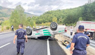 Devrek’te Orman İşletme Müdürlüğü’ne ait hizmet aracı kaza yaptı